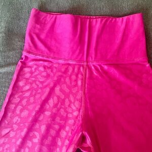Carbon38 Pink Leopard Leggings